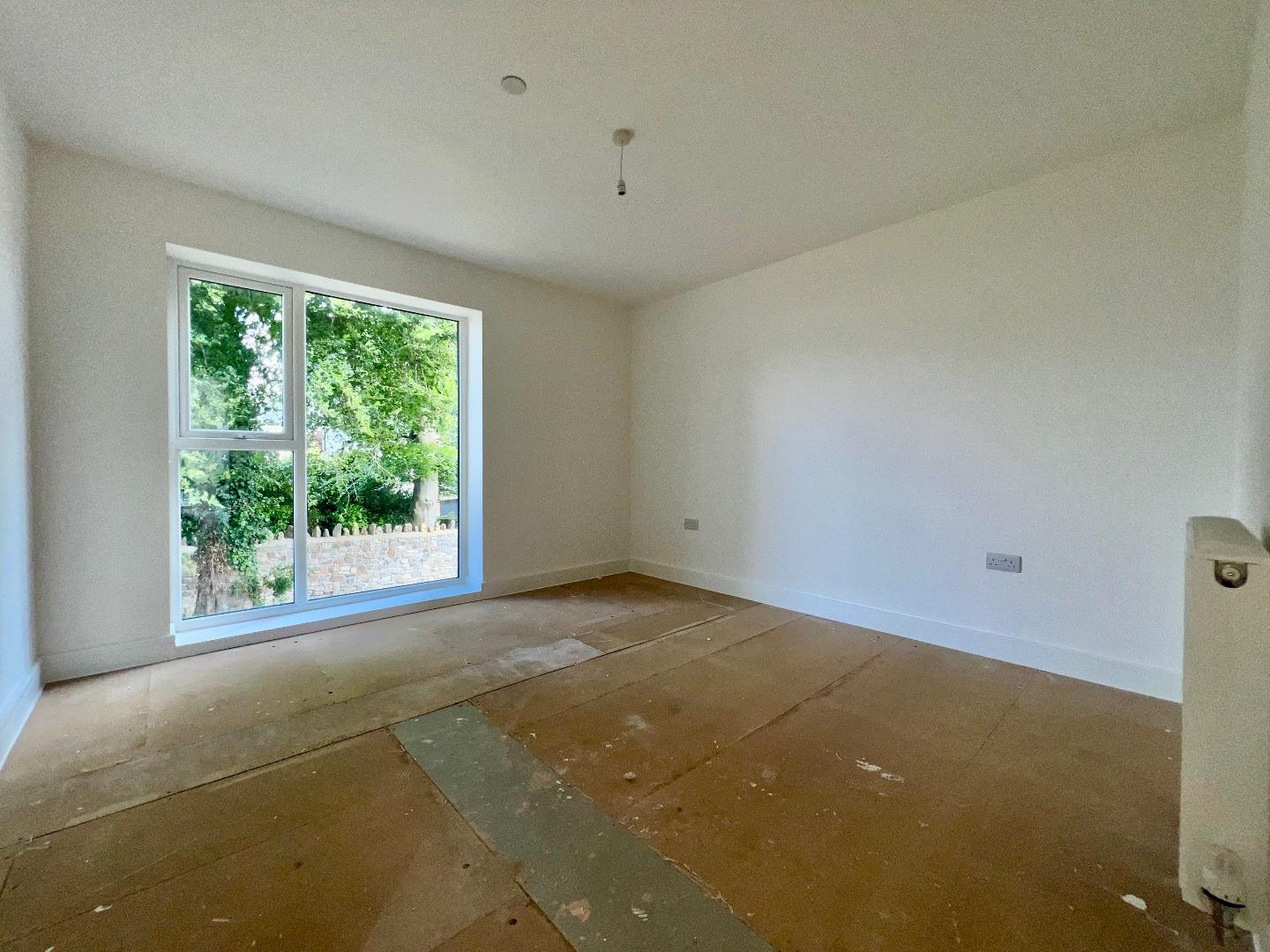 Coed Parc Rise, Bridgend County Borough, CF31 4FJ 4